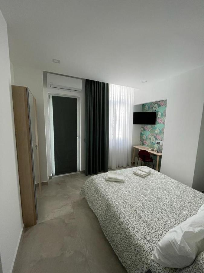 Domus Cervantes Apartment Νάπολη Εξωτερικό φωτογραφία
