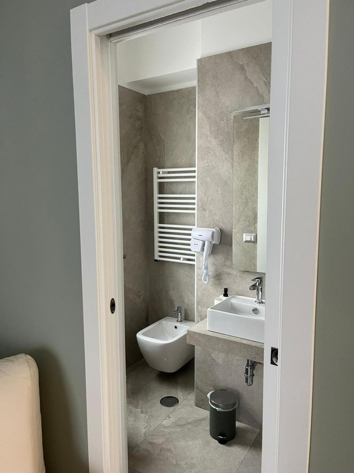 Domus Cervantes Apartment Νάπολη Εξωτερικό φωτογραφία